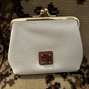 Kisslock coin and card purse